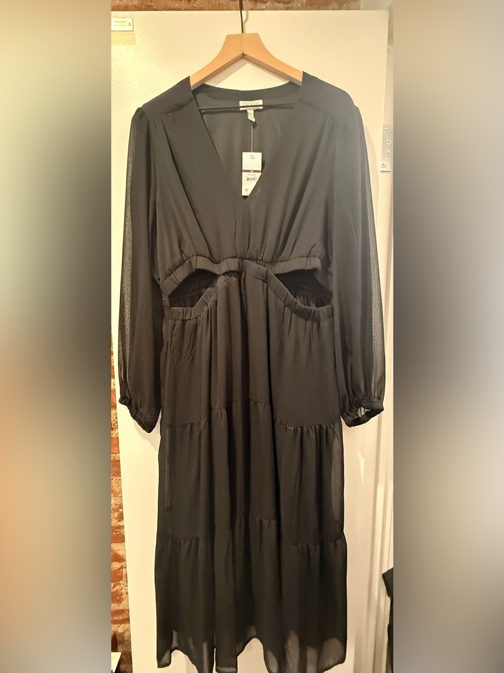 Black Women's Cutout Maxi Dress